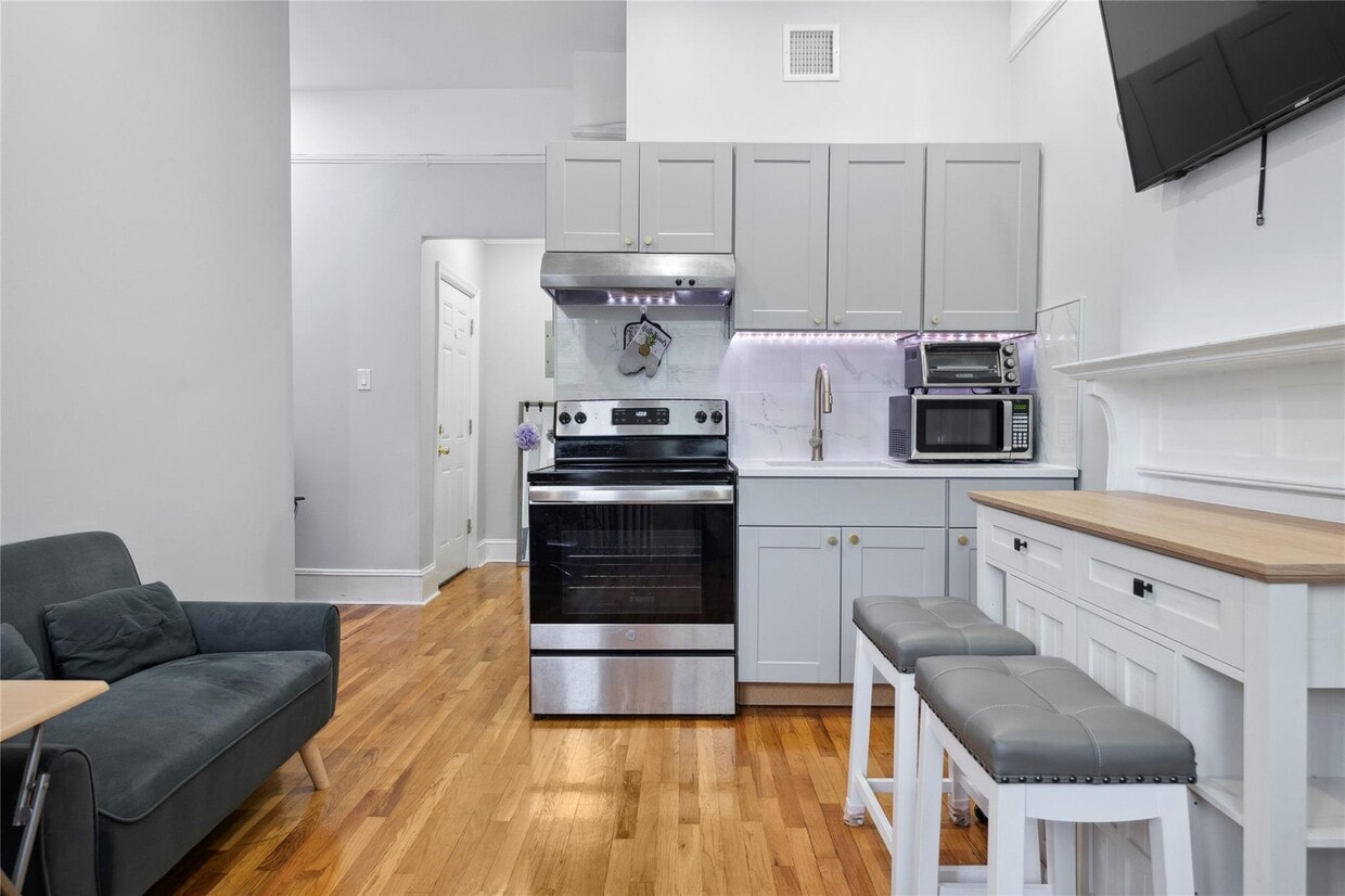 Primary Photo - 423 W 144th St