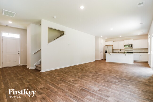 Foto del edificio - 500 Wayton Cir