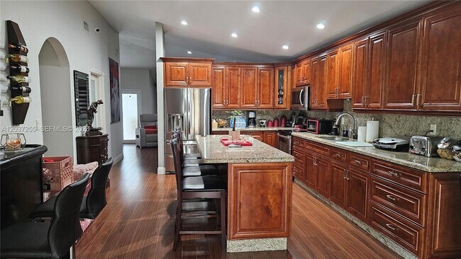 Foto del edificio - 17124 SW 143rd Pl