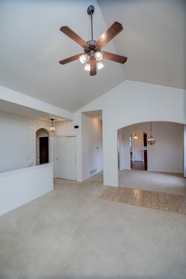 Foto del edificio - Beautiful 3 bedroom, 3 bathroom home in Gr...