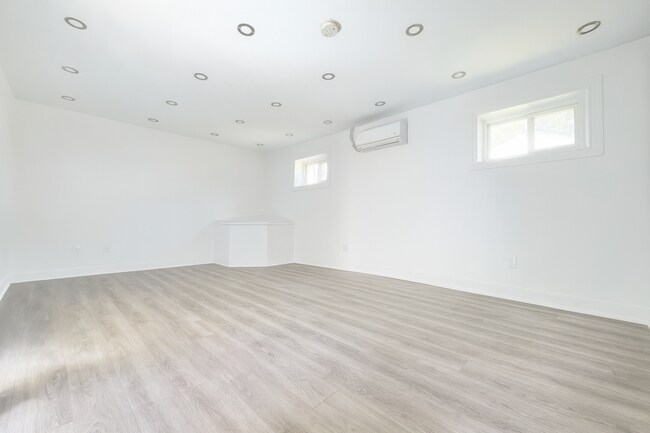 Photo du bâtiment - 276-276 Lincoln St