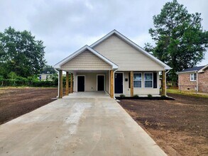 Building Photo - 510 Wayne Ave