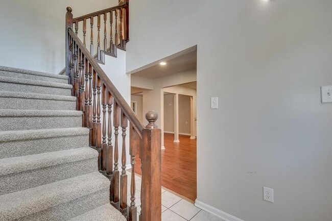 Building Photo - 2913 Running Creek Lane