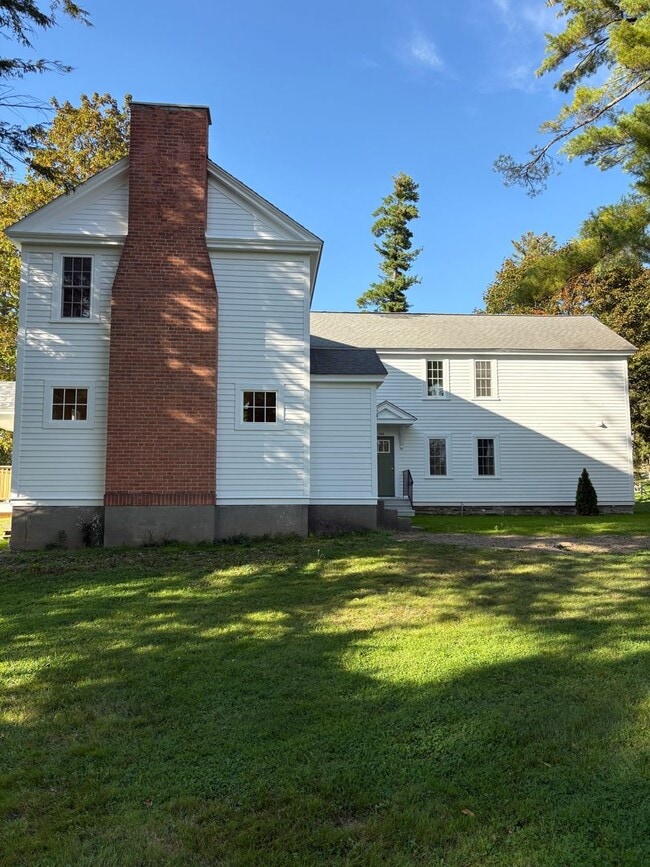 Building Photo - LUXURY 2BR Lenox, ALL Utilities included!