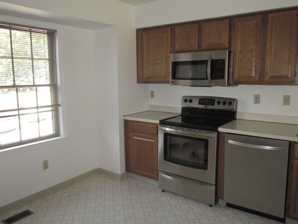 Foto del edificio - Lovely 2 bedroom, 2.5 bath townhome