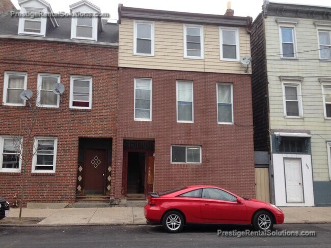 Foto del edificio - 304 Sumner St
