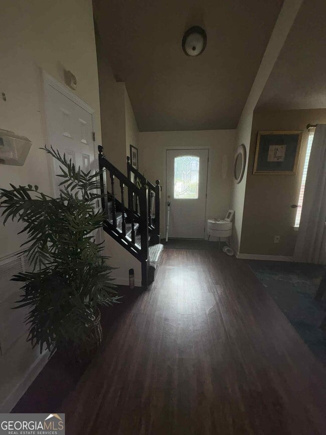 Building Photo - 2890 Duncan Pl