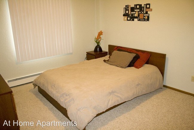 Foto del edificio - 1420 Terrace Dr