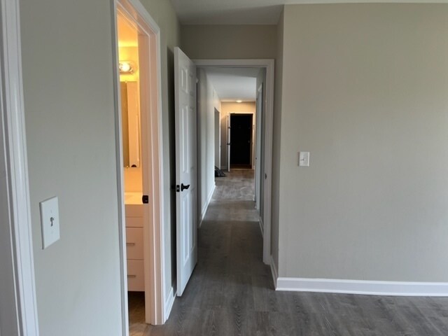 Building Photo - 605 Limerick Ln