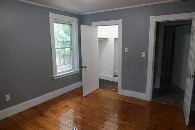 Foto del edificio - 348 Fairmount St
