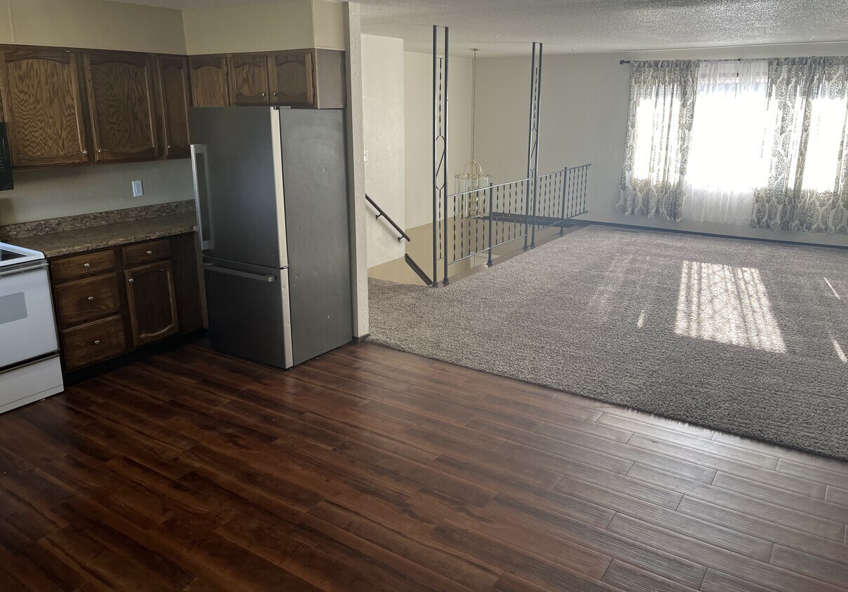 Large, open dining room and living room - 5400 W 44th St