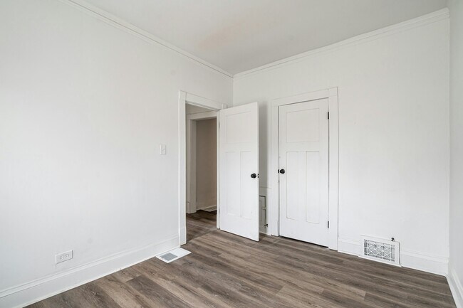 Foto del edificio - 3180 N 15th St