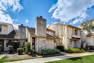 Building Photo - 2952 Meadowgrass Ln