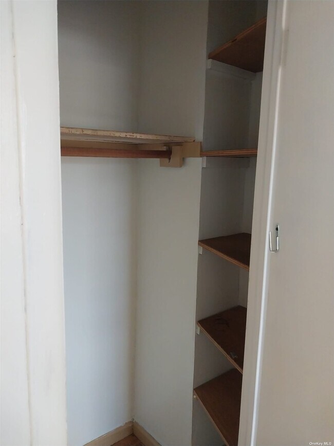 Foto del edificio - 605 E 59th St