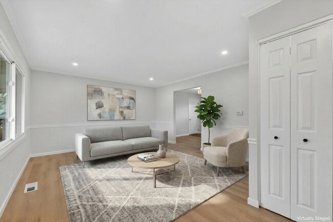 Building Photo - 500 Colgate Ct