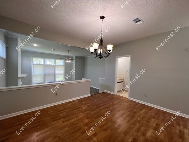 Building Photo - 5058 Pheasant Run Ln