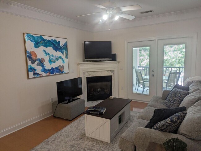 Foto del edificio - Luxury Condo-Gated Community - James Islan...