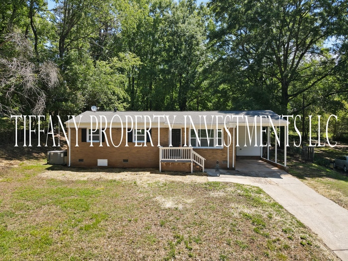 Primary Photo - 505 Fleetwood Cir
