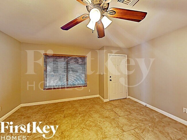 Foto del edificio - 5314 W Altadena Ave