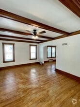 Building Photo - 3321 Hickory St