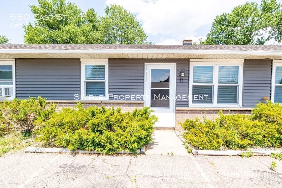 Primary Photo - 650 East St