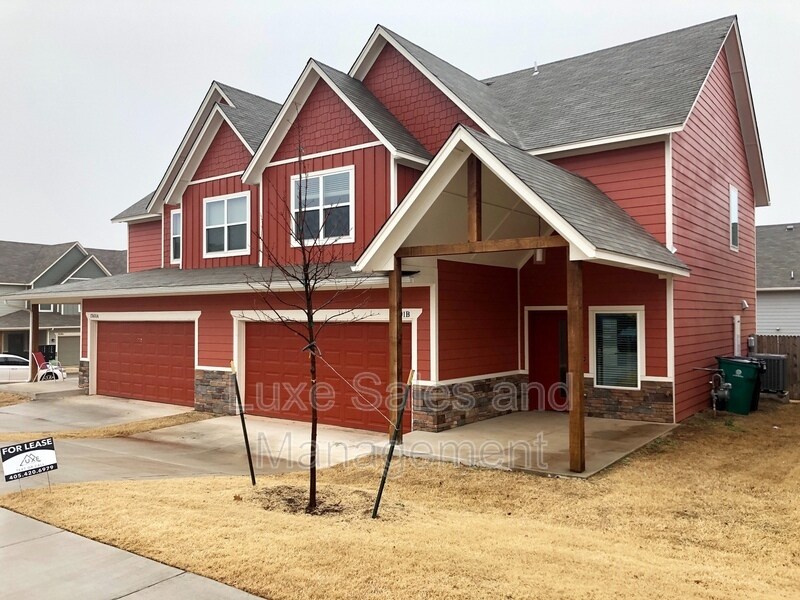 17601 Hampton Park Dr Unit B, Edmond, OK 73012 Condo for Rent in