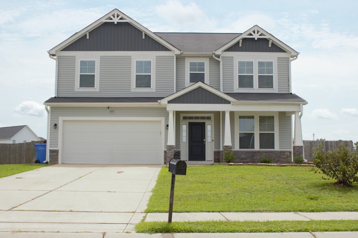 Primary Photo - 2143 Stafford Dr