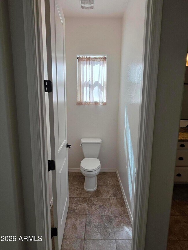 Foto del edificio - 10215 E Stealth Ave