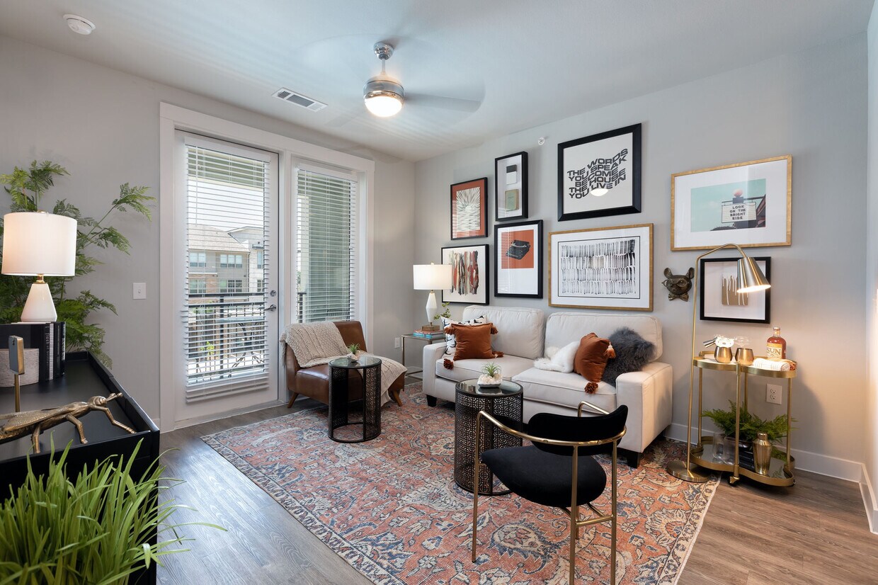 Domain at Founders Parc Apartments 880 W Euless Blvd Euless, TX