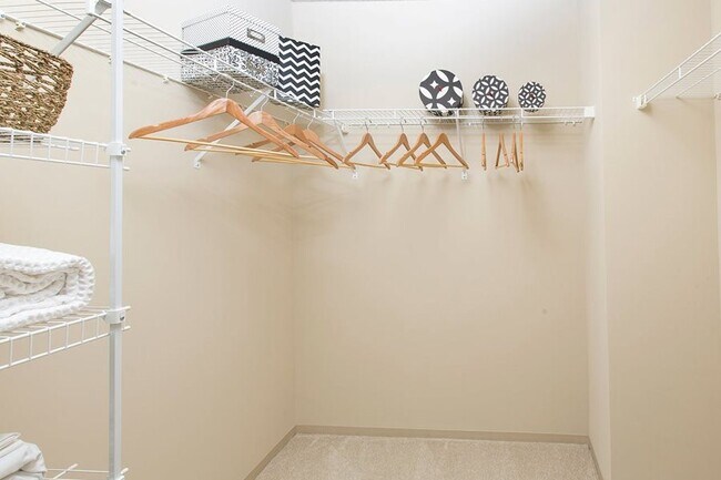 Foto del edificio - 222 N Columbus Dr