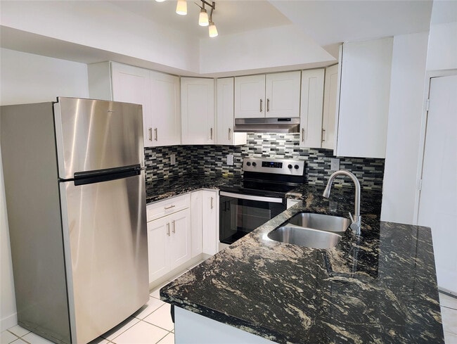 Foto del edificio - 5590 NW 61st St