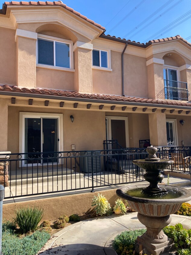 Foto principal - 1714 Ruxton Ln