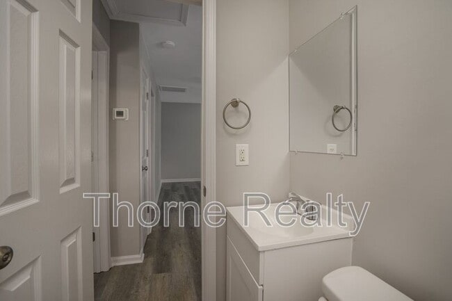 Building Photo - 336 Coleman Ave