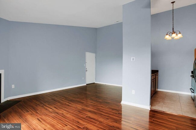 Building Photo - 200 Spring Maiden Ct