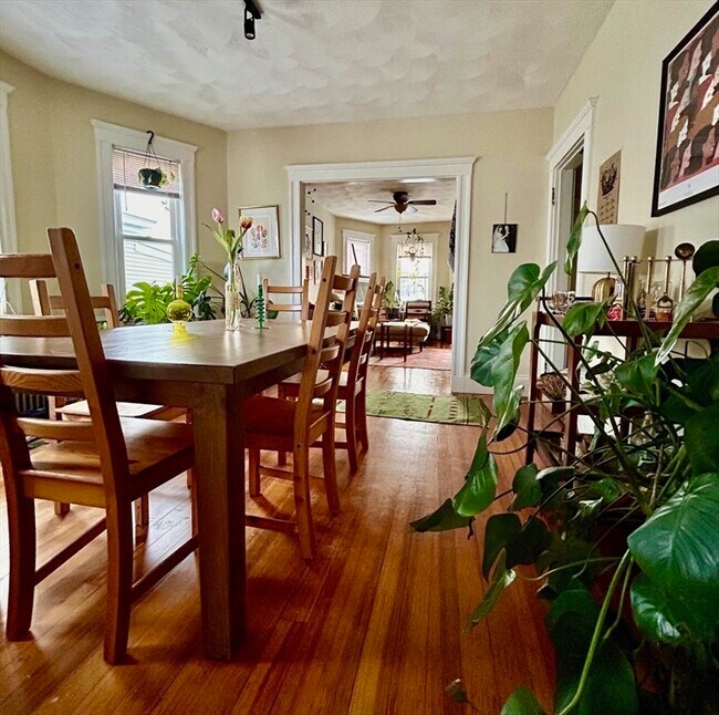 Foto del edificio - 11 Heath St