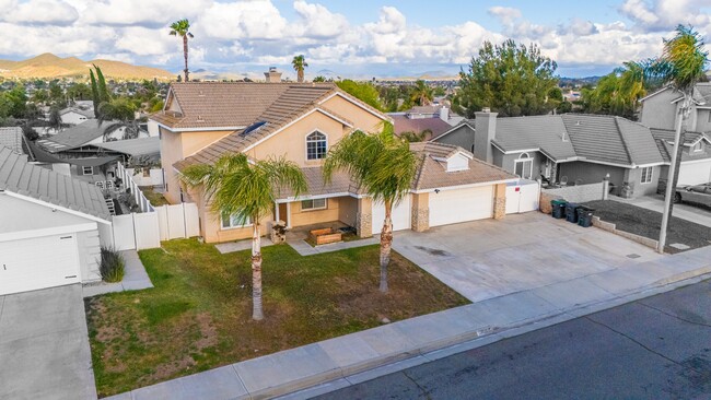Building Photo - 28788 Phoenix Way