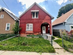 Building Photo - 222 Whittemore St