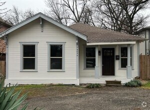 Building Photo - 6034 Goliad Ave