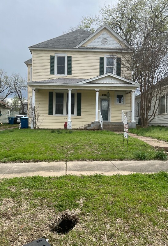 1018 W Sears St, Denison, TX 75020 House Rental in Denison, TX