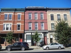 Building Photo - 1870 N Halsted St