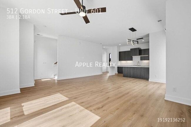 Foto del edificio - 512 Gordon St