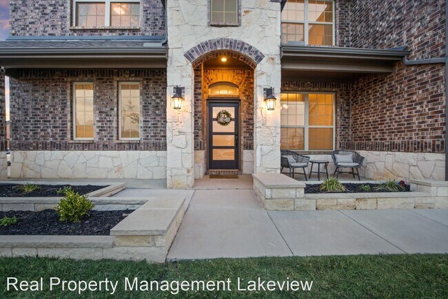 Foto del edificio - 5 br, 3.5 bath House - 2801 Cerro Ranch Rd