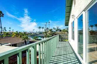 Building Photo - 1908 Broadway St