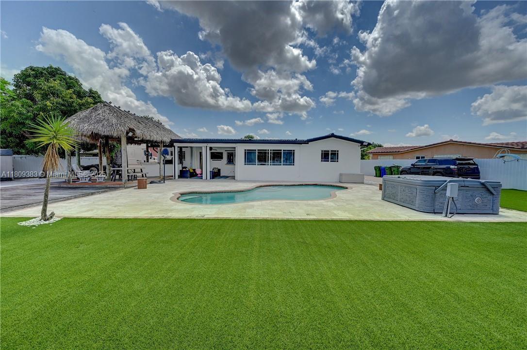 Foto principal - 531 NW 76th Terrace