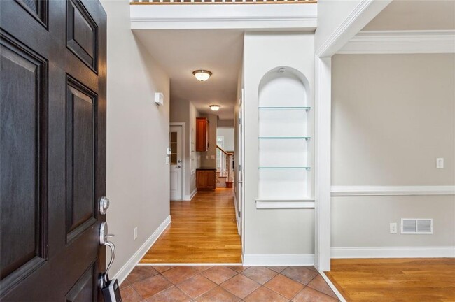Building Photo - 3504 Ivy Manor Rd SE