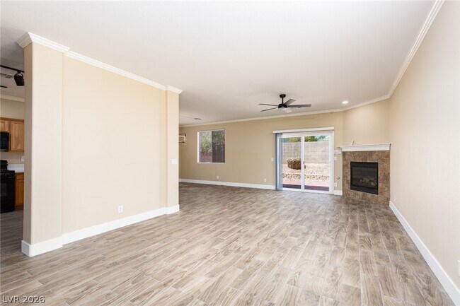 Building Photo - 8723 S Evan Lilas St