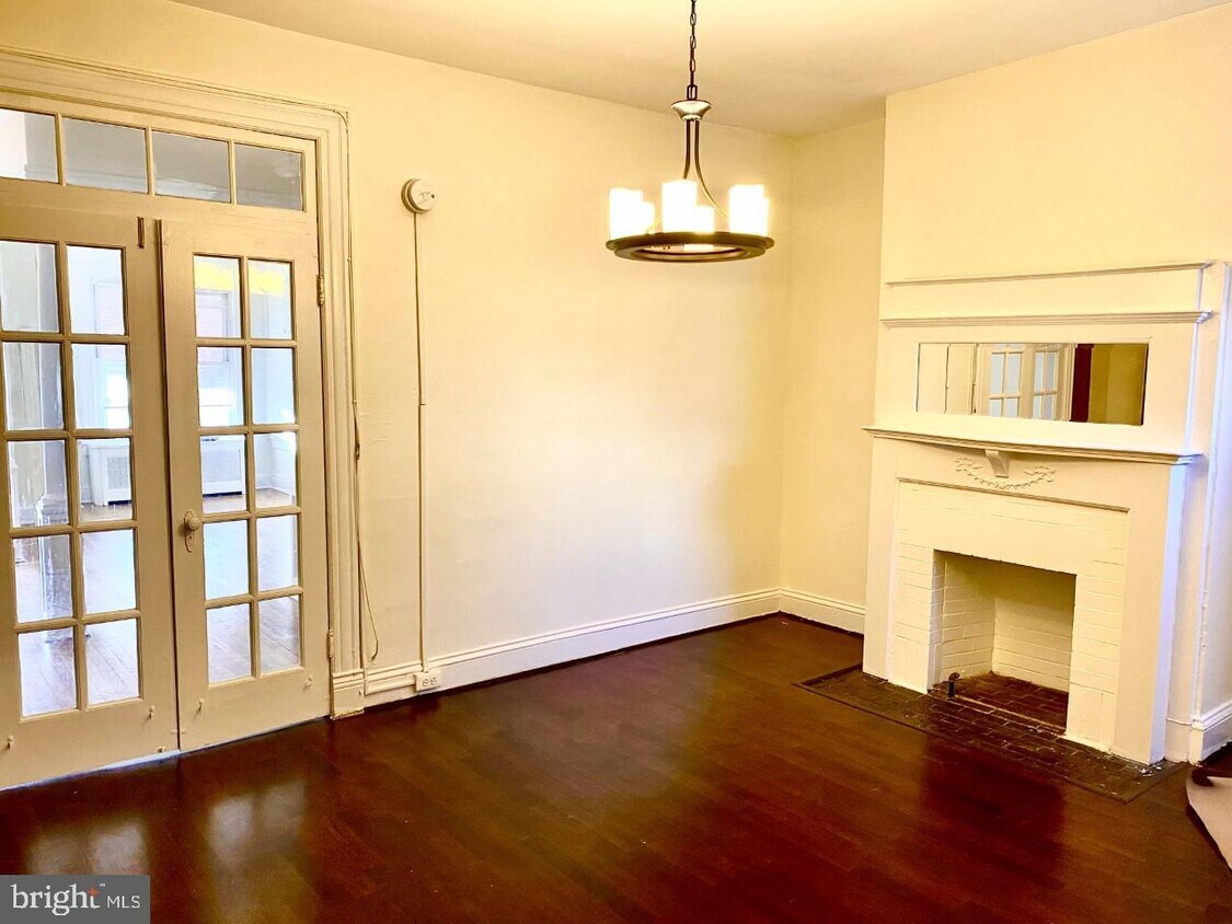 Primary Photo - 3653 13th St NW