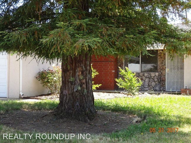 Building Photo - 9520 Tonkin Dr