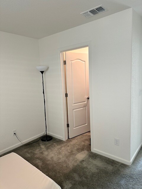 Building Photo - 3000 Portage Way