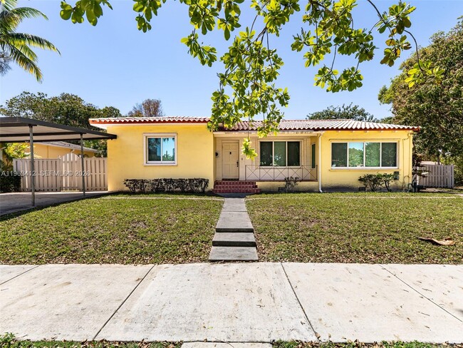 Building Photo - 630 SW 25th Rd